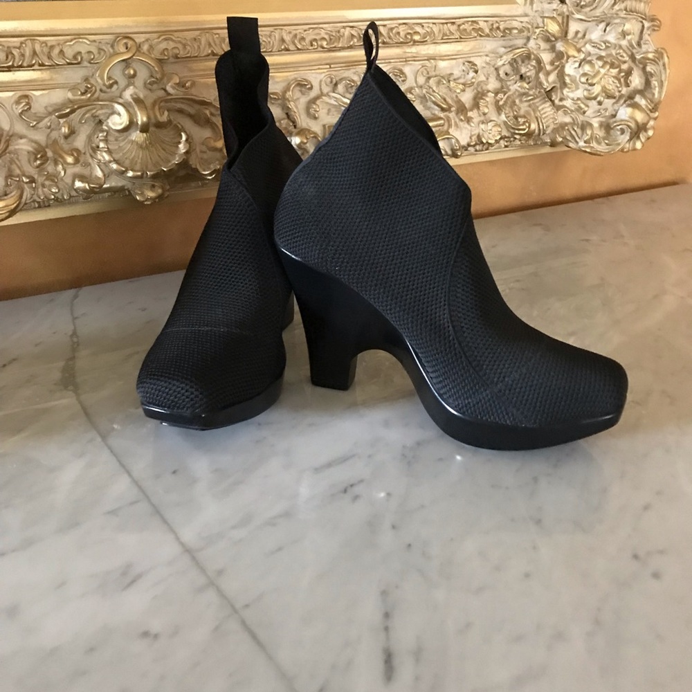 Black booties
